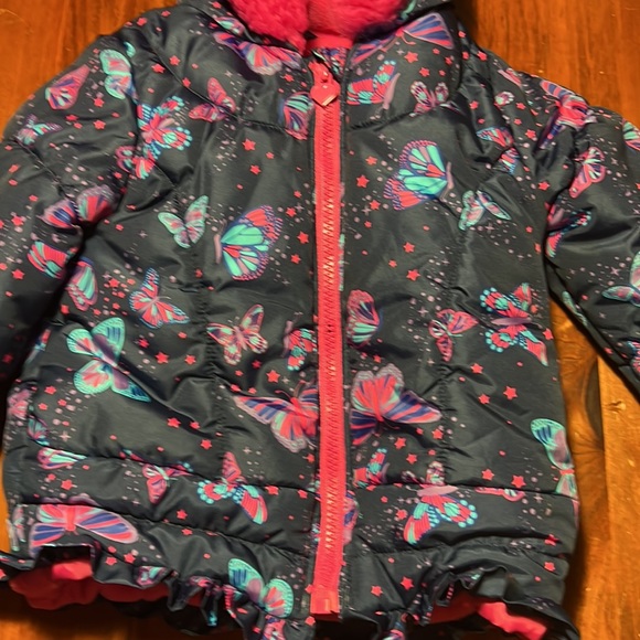 London Fog Little Girls size 3T hooded puffer coat - Picture 2 of 9